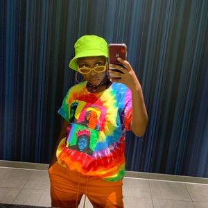 Meet your Posher, Novel